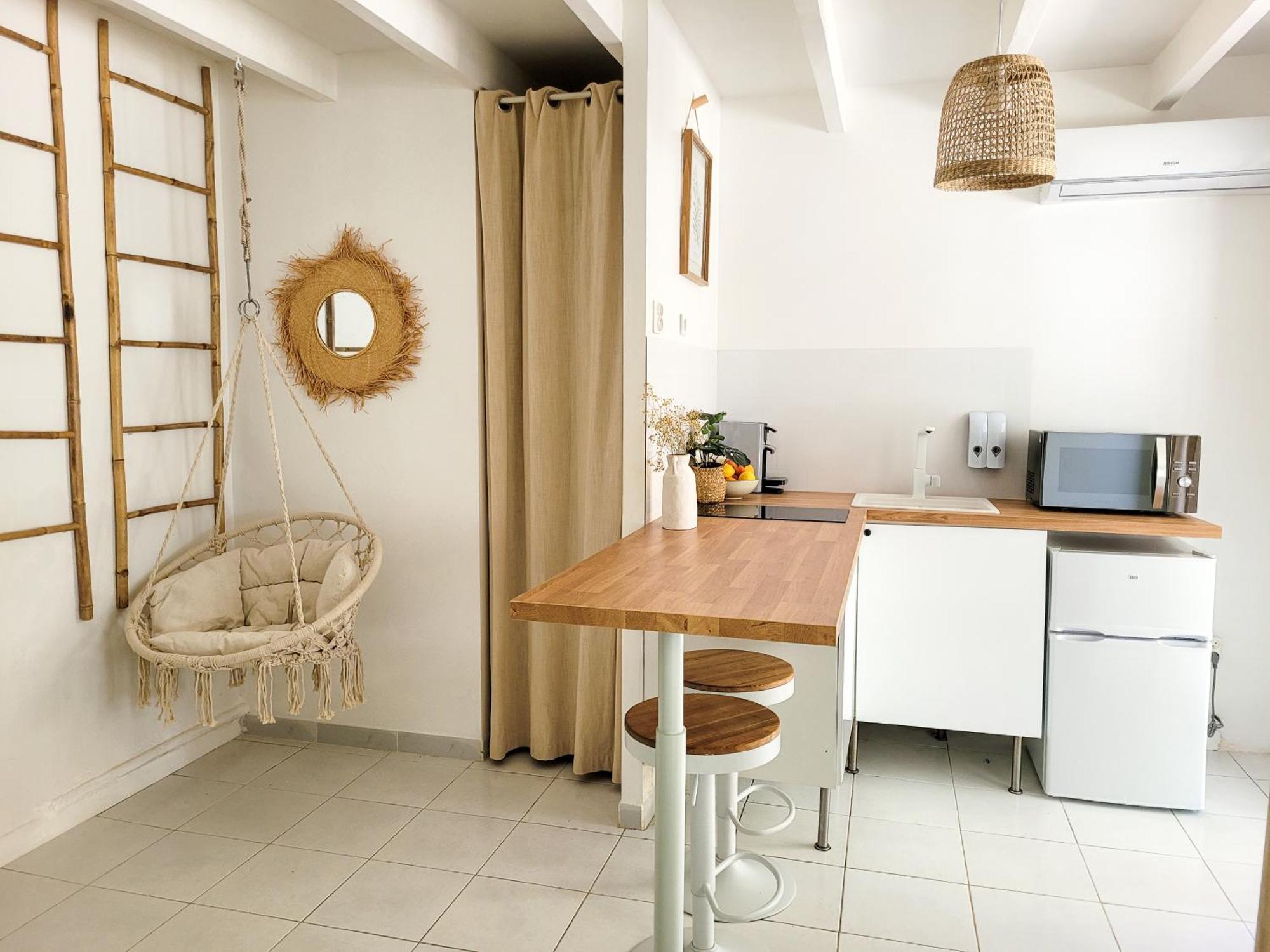 Studio Double Climatise Avec Terrasse - Proche Tram & Centre Montpellier Buitenkant foto